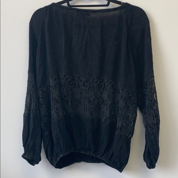POL black lace blouse - Picture 3 of 3